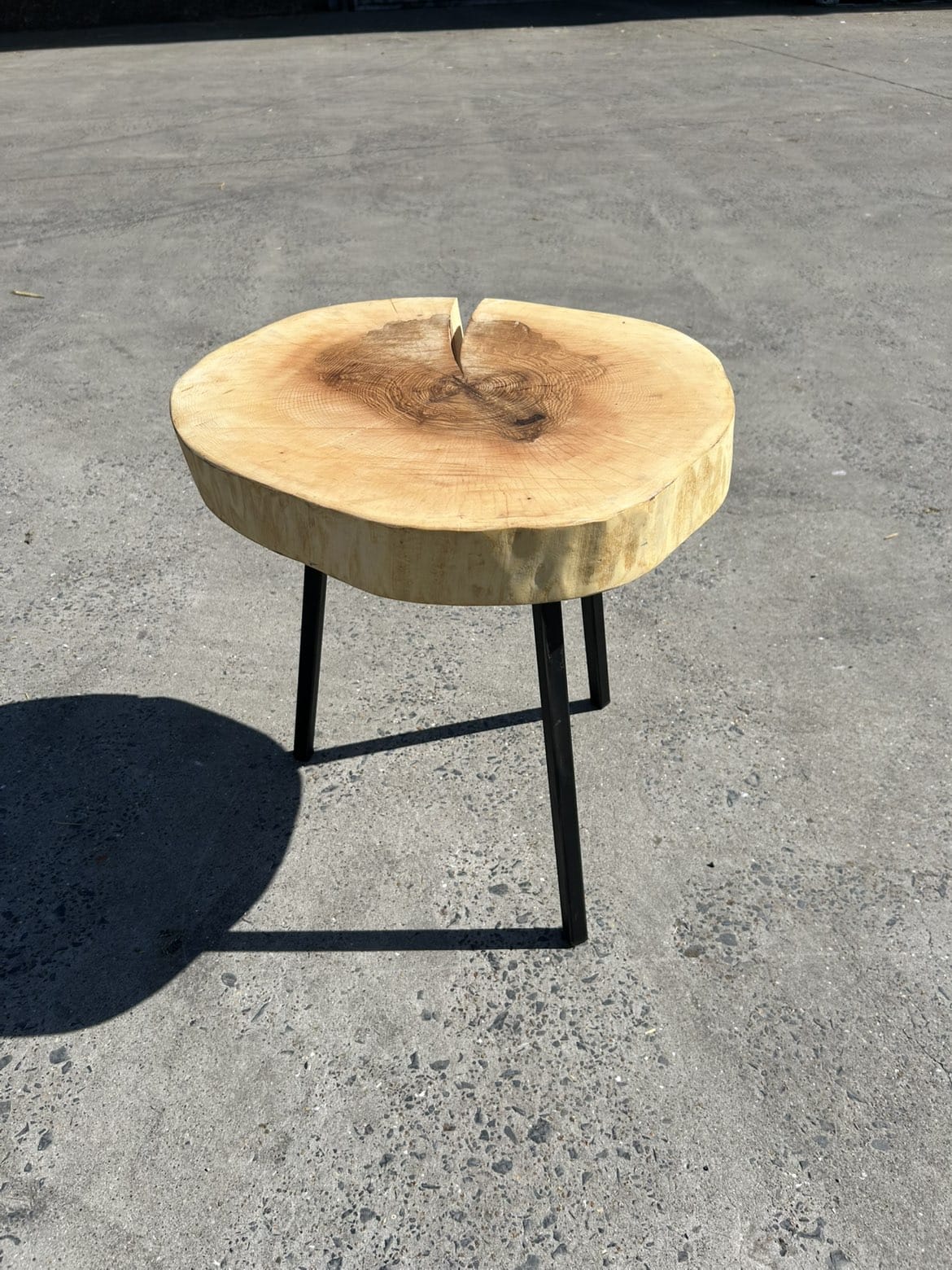 Houten bijzettafel