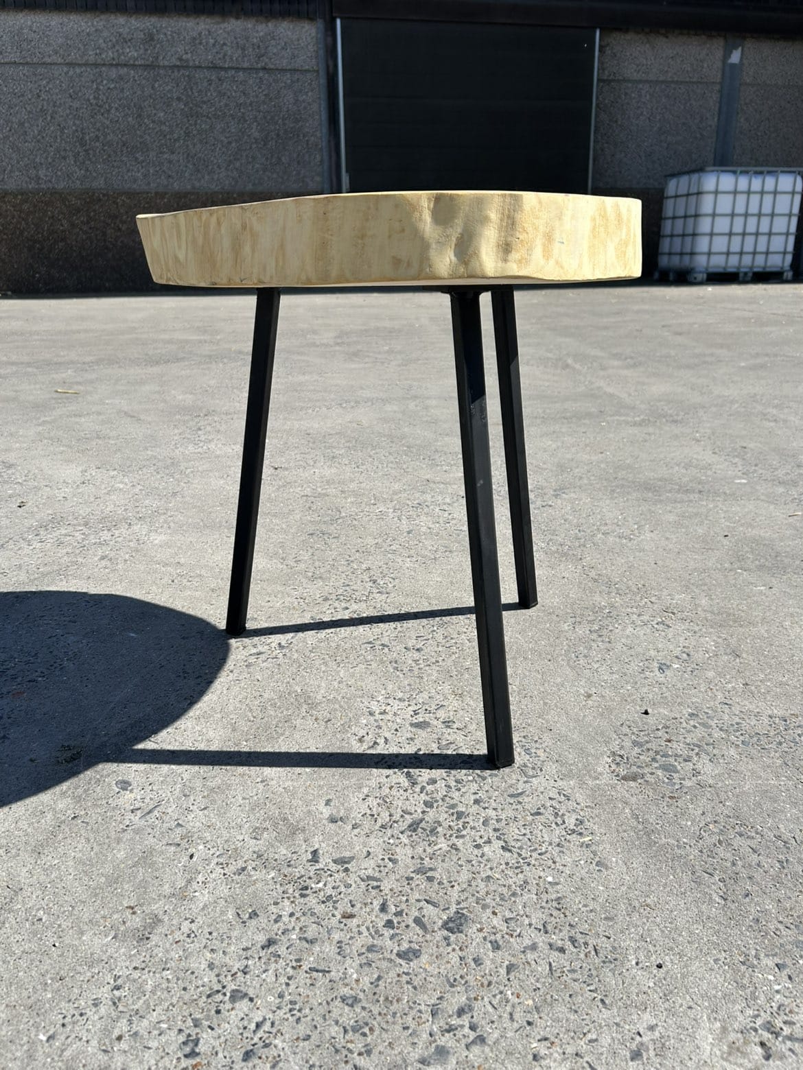 Houten bijzettafel